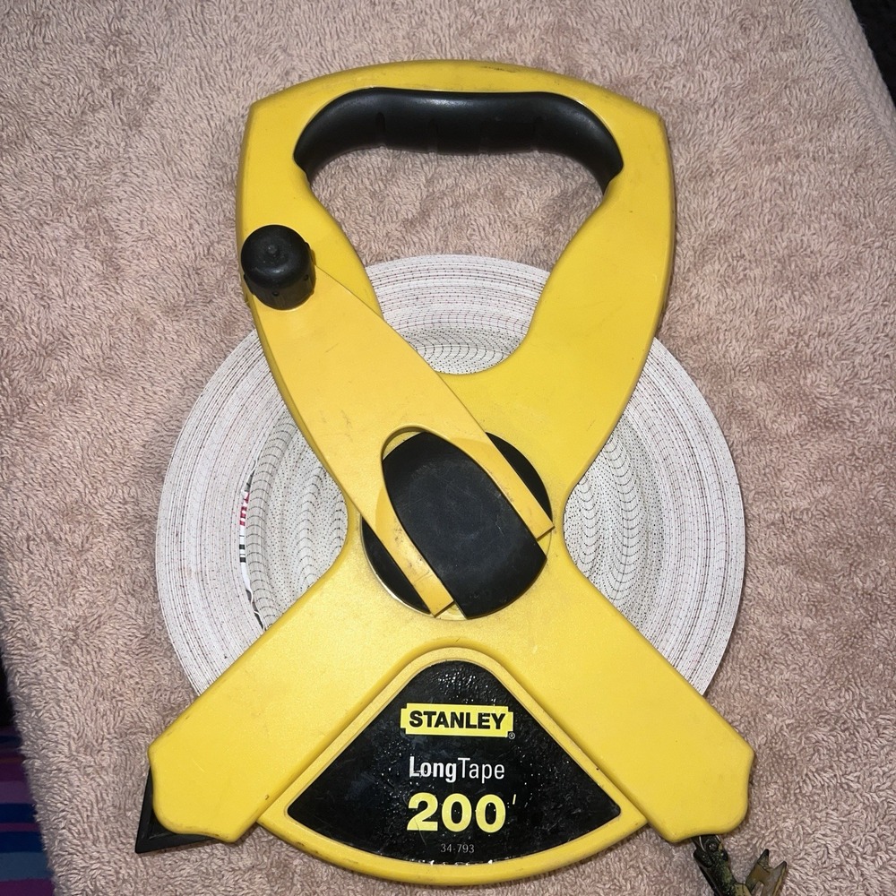 200 Foot STANLEY Long Tape Measure Open Reel 1/2 in Wide Fiberglass 34-793 Used
